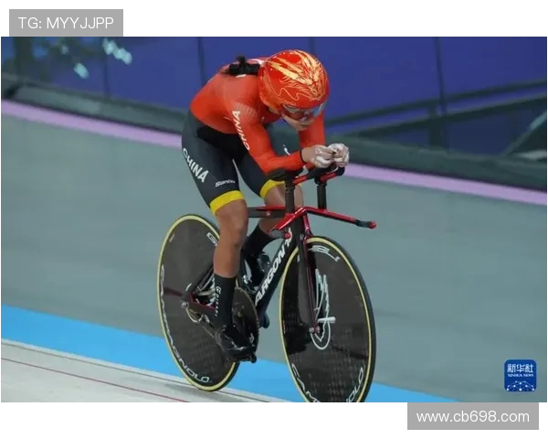 场地自行车队破世界纪录瞬间
